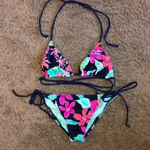 SM Billabong Bikini